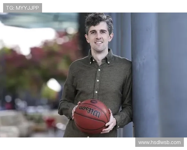 黄蜂计划聘请曾获G联赛年度最佳教练韦弗担任教练顾问